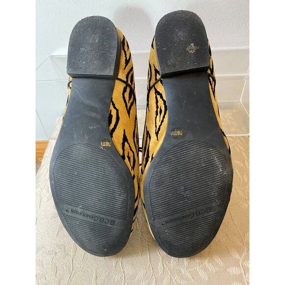 BCBG Generation Shoes Lace up Oxford Flats Black & Tan Print Size 7.5 - Picture 6 of 9